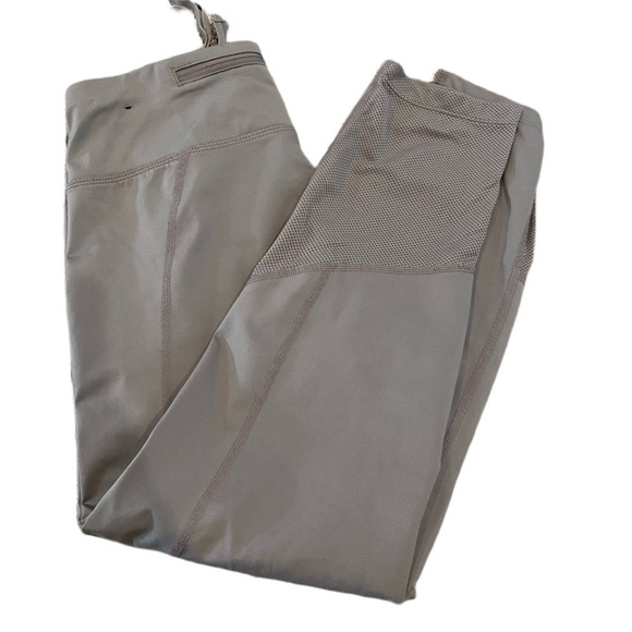 Nike Dri Fit Gray workout pants with Zipper Pouch - Picture 2 of 9